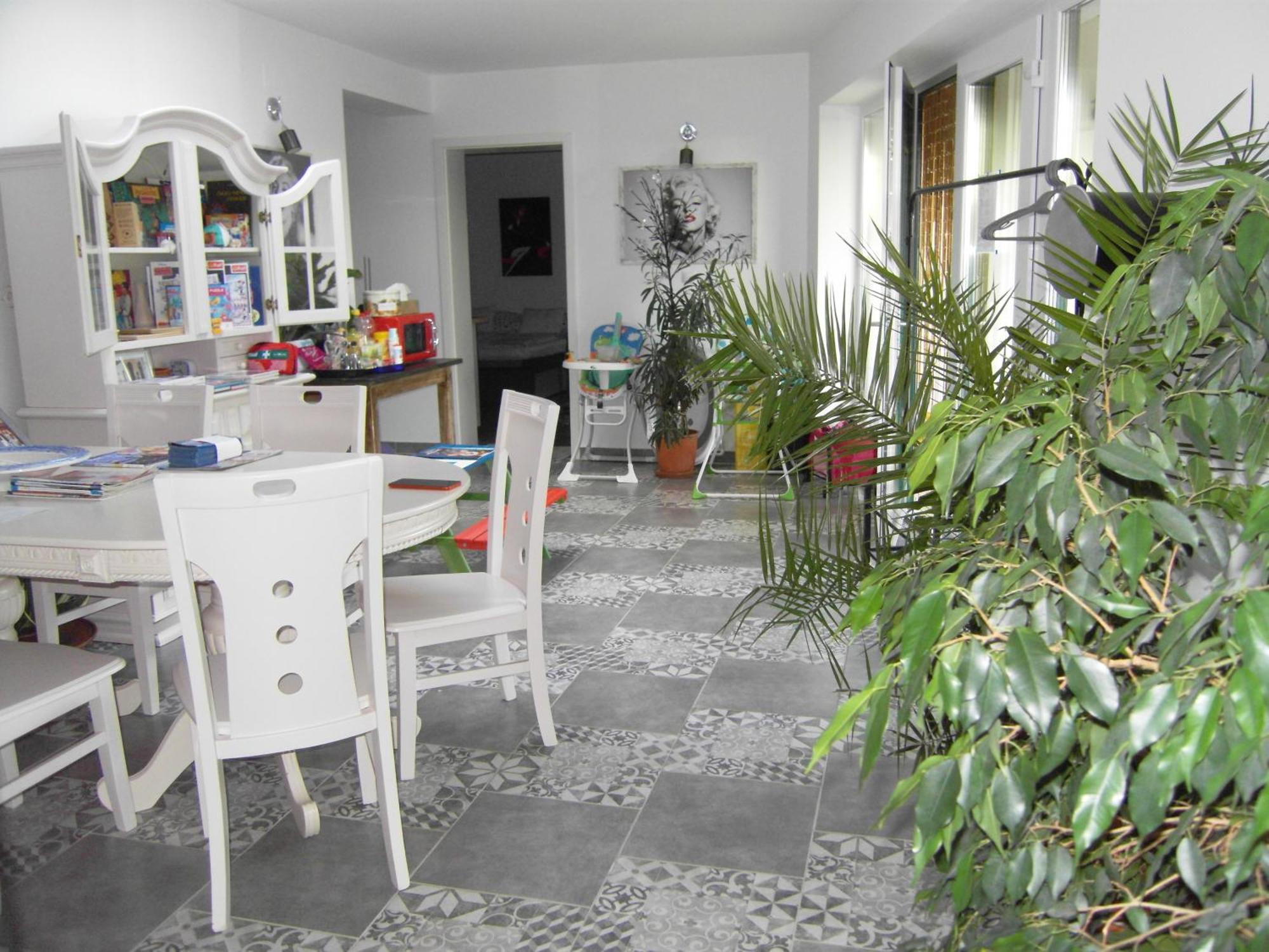 Edina Vendeghaz-Gyenesdias Apartment Luaran gambar